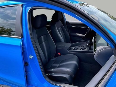 Used 2025 Honda Civic Sport image 19