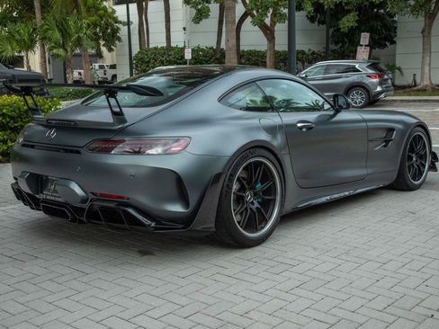 Used 2020 Mercedes-Benz AMG GT R image 23