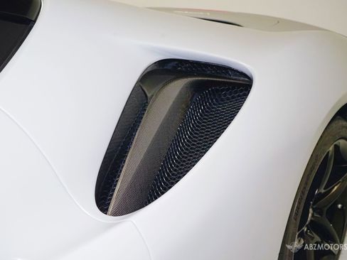 Used 2022 Ferrari SF90 Stradale image 10