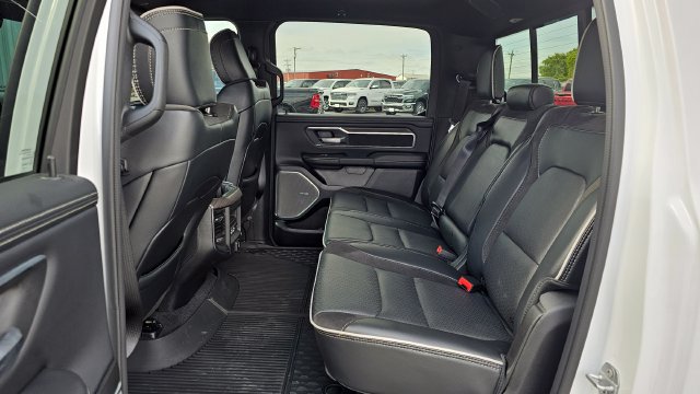 Used 2025 RAM 1500 Laramie AWD/4WD image 24