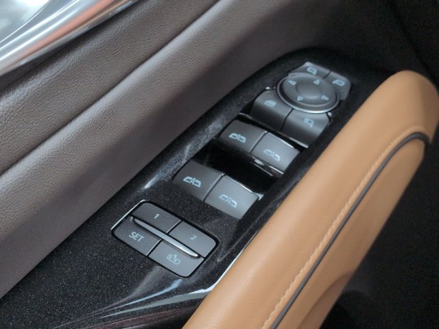 Used 2022 Cadillac Escalade Premium Luxury w/ Performance Package AWD/4WD image 26