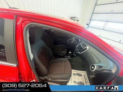 Used 2018 Chevrolet Sonic LT w/ Fun and Sun With RS Package FWD image 5