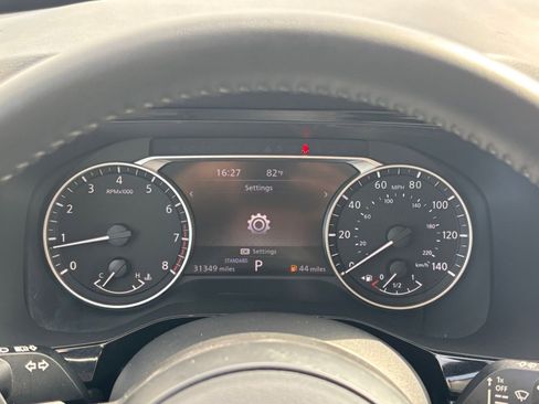 Used 2025 Nissan Pathfinder SV FWD image 43