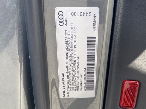 Used 2024 Audi A6 Premium Plus image 31