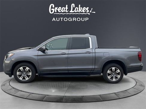 Used 2017 Honda Ridgeline RTL image 2