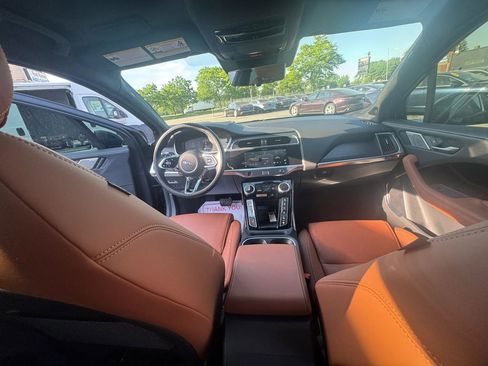 Used 2024 Jaguar I-PACE R-Dynamic HSE AWD/4WD image 17