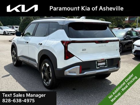 New 2027 Kia Seltos EX w/ EX Panoramic Sunroof Package AWD/4WD image 4