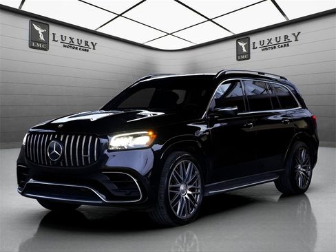 Used 2024 Mercedes-Benz GLS 63 AMG 4MATIC image 5