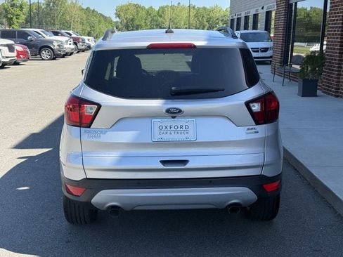 Used 2019 Ford Escape SEL AWD/4WD image 5