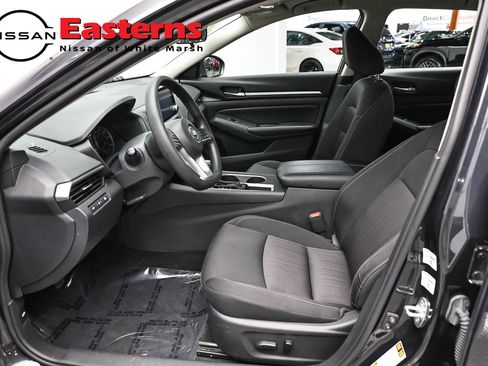 Used 2022 Nissan Altima 2.5 SV FWD image 14