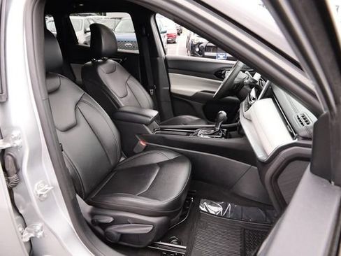 Used 2025 Jeep Compass Limited AWD/4WD image 26