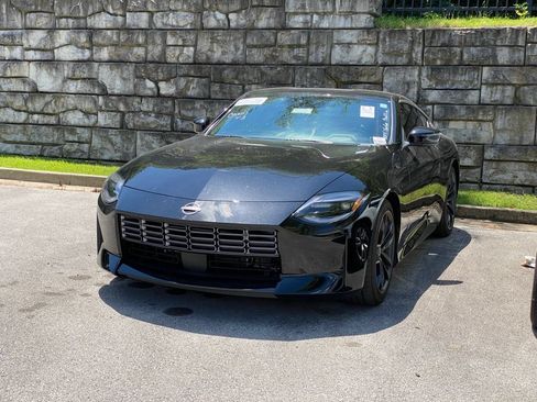 Used 2024 Nissan Z Performance w/ Floor Mat Package RWD image 3