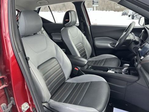 Used 2023 Nissan Kicks SR w/ SR Premium Package image 26