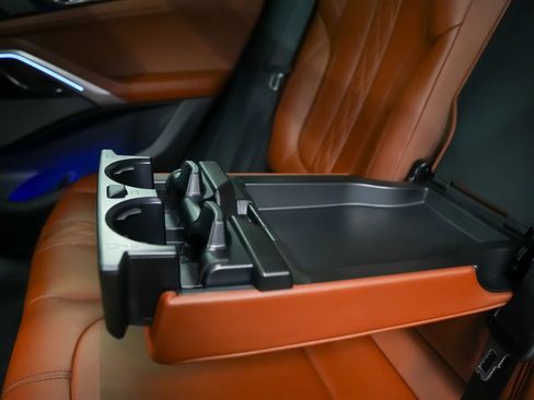 Used 2024 BMW X6 xDrive40i w/ Premium Package image 18