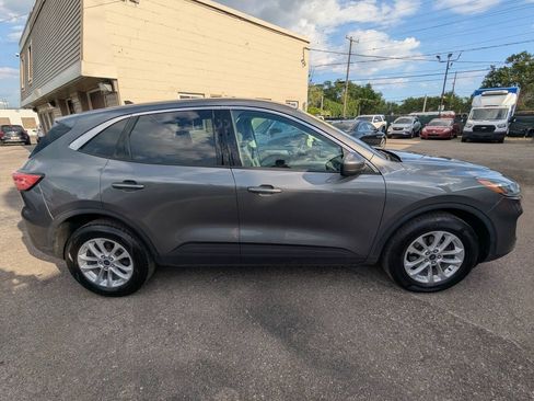 Used 2021 Ford Escape SE w/ Convenience Package AWD/4WD image 8