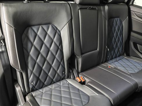 New 2026 Volkswagen Atlas Cross Sport SEL Premium R-Line image 41