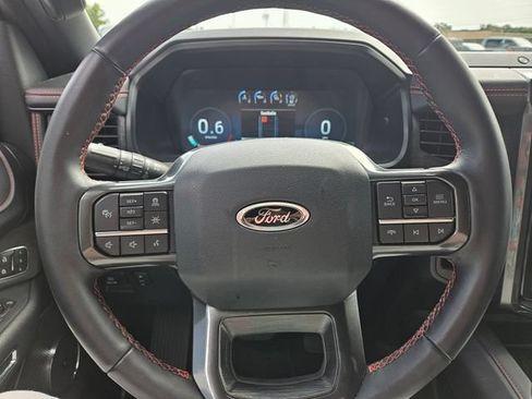 Used 2022 Ford Expedition Limited AWD/4WD image 9