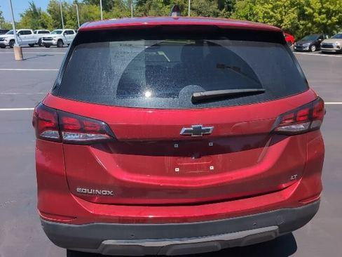 Used 2024 Chevrolet Equinox LT w/ LPO, Floor Liner Package FWD image 2