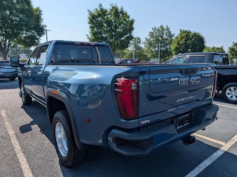 Used 2026 GMC Sierra 3500 Denali Ultimate AWD/4WD image 6