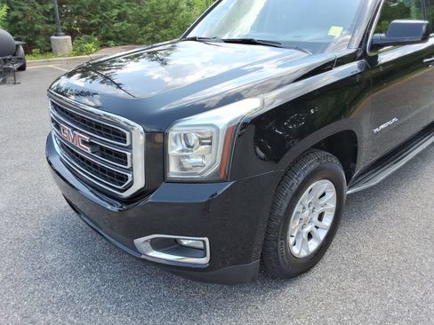 Used 2017 GMC Yukon XL SLT RWD image 9