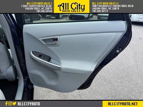 Used 2012 Toyota Prius Three FWD image 11