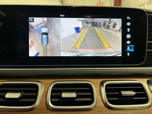 Used 2023 Mercedes-Benz GLE 450 4MATIC image 32