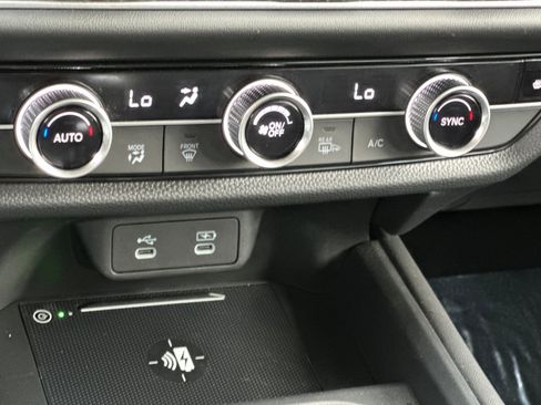 Certified 2026 Honda HR-V EX-L image 20