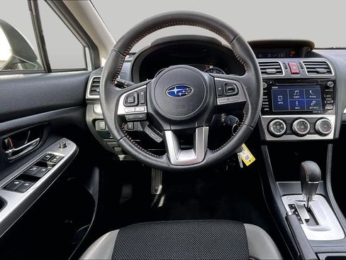Used 2017 Subaru Crosstrek 2.0i Premium image 5