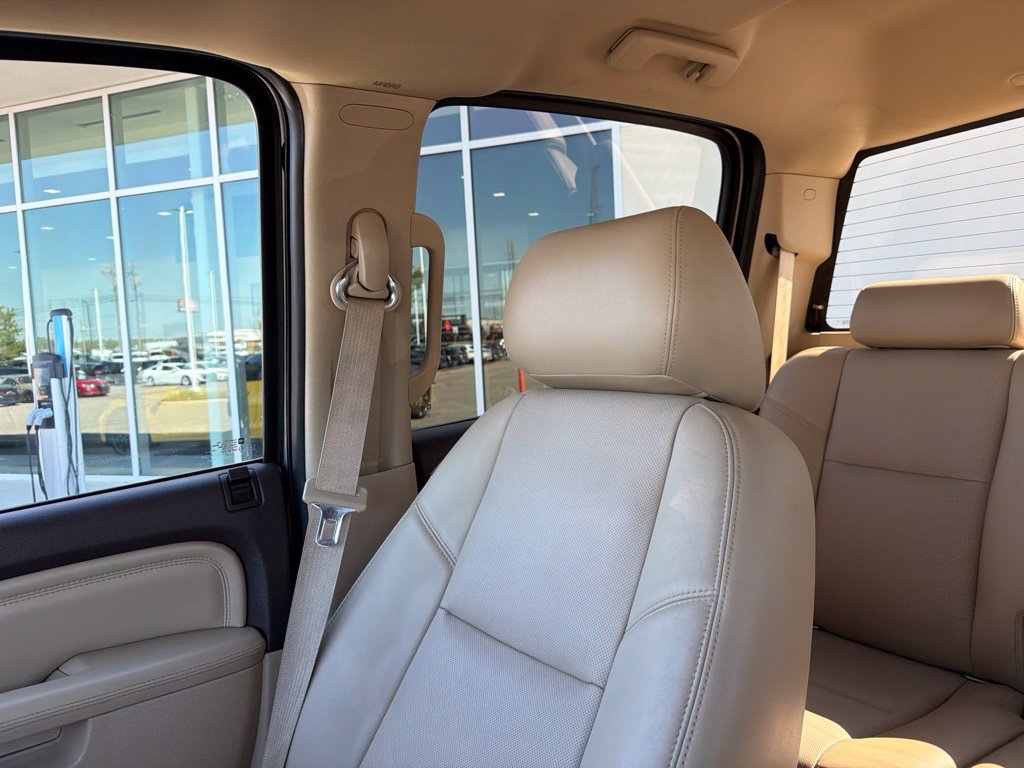 Used 2012 GMC Sierra 1500 Denali AWD/4WD image 23