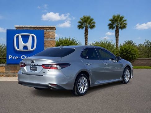 Used 2023 Toyota Camry LE FWD image 5