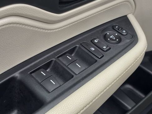 Certified 2025 Honda Odyssey EX-L image 23
