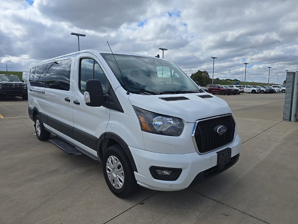 Used 2023 Ford Transit 350 XLT RWD image 3