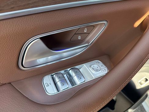 New 2026 Mercedes-Benz GLE 580 4MATIC image 18