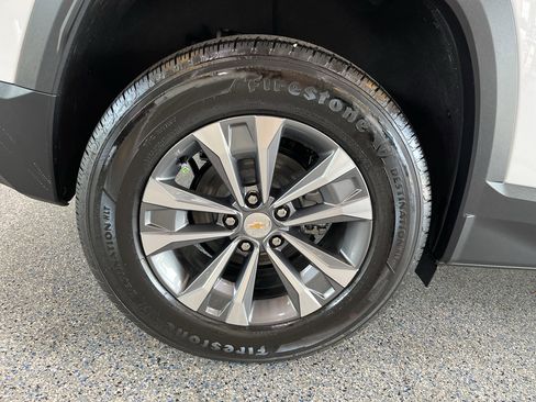 New 2026 Chevrolet Equinox LT FWD image 33