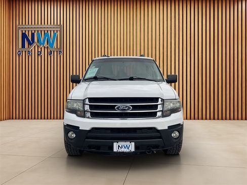 Used 2015 Ford Expedition XL AWD/4WD image 2