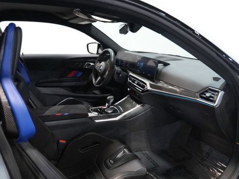 Used 2024 BMW M2 COUPE 2D w/ Carbon Package image 32