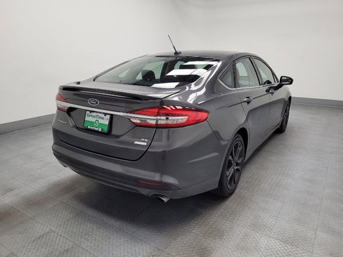 Used 2018 Ford Fusion SE w/ Equipment Group 201A image 9