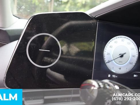 Used 2024 Hyundai Elantra SEL FWD image 34