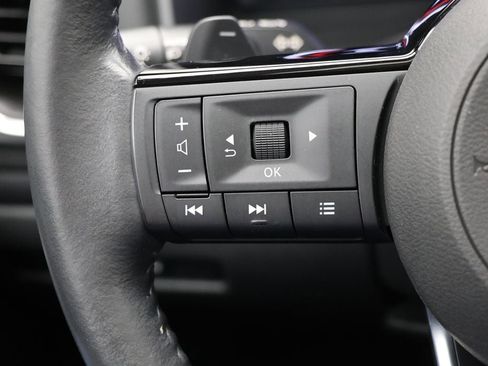 Used 2023 Nissan Rogue Platinum w/ Platinum Premium Package image 21