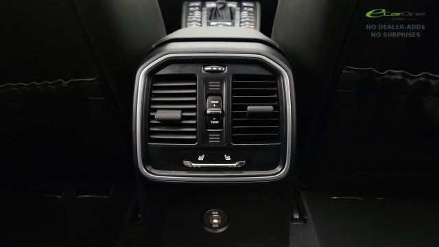 Used 2019 Porsche Macan AWD/4WD image 67