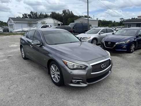 Used 2015 INFINITI Q50 w/ Moonroof Package RWD image 9