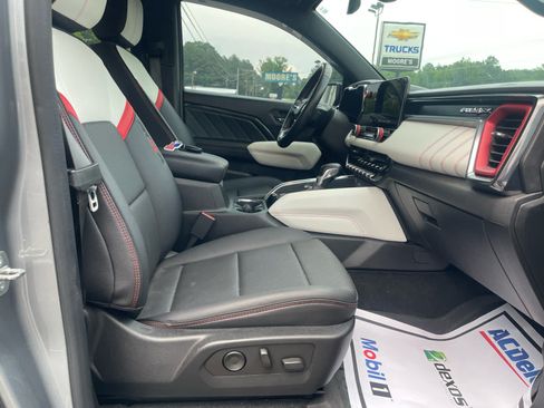 Used 2023 GMC Canyon AT4X AWD/4WD image 36