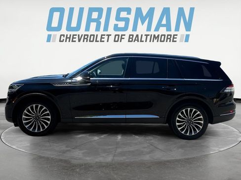 Used 2024 Lincoln Aviator Reserve AWD/4WD image 3