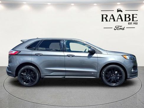 Used 2024 Ford Edge ST-Line w/ Class II Trailer Tow Package AWD/4WD image 8