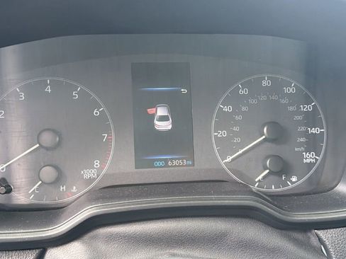 Used 2024 Toyota Corolla LE image 7