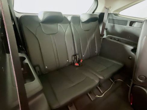 Used 2025 Kia Sorento EX AWD/4WD image 28