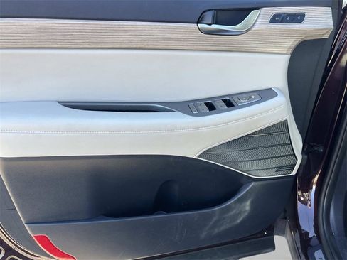 Used 2022 Hyundai Palisade Limited image 35