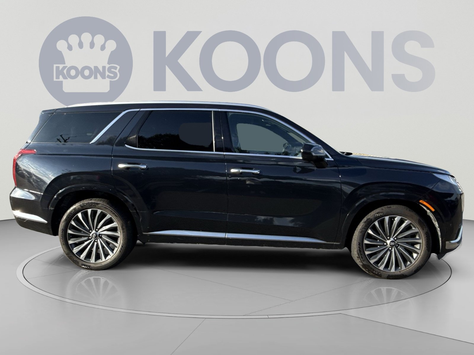 Certified 2024 Hyundai Palisade Calligraphy FWD image 8