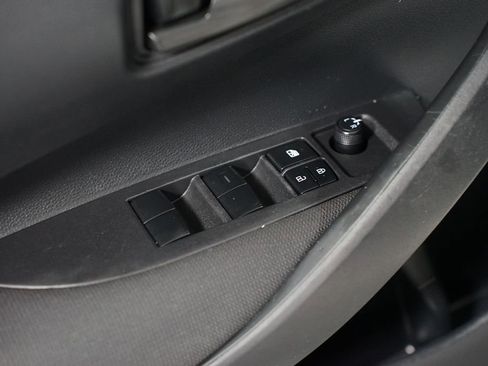 Certified 2024 Toyota Corolla LE image 28