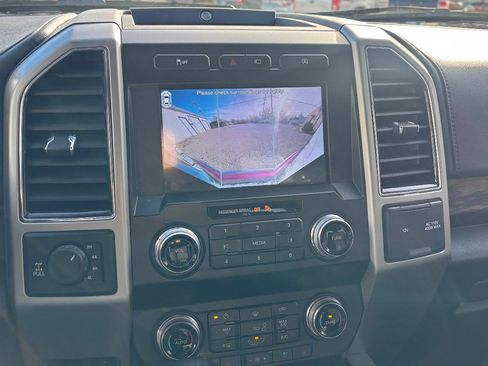 Certified 2019 Ford F150 Lariat w/ Equipment Group 502A Luxury image 52